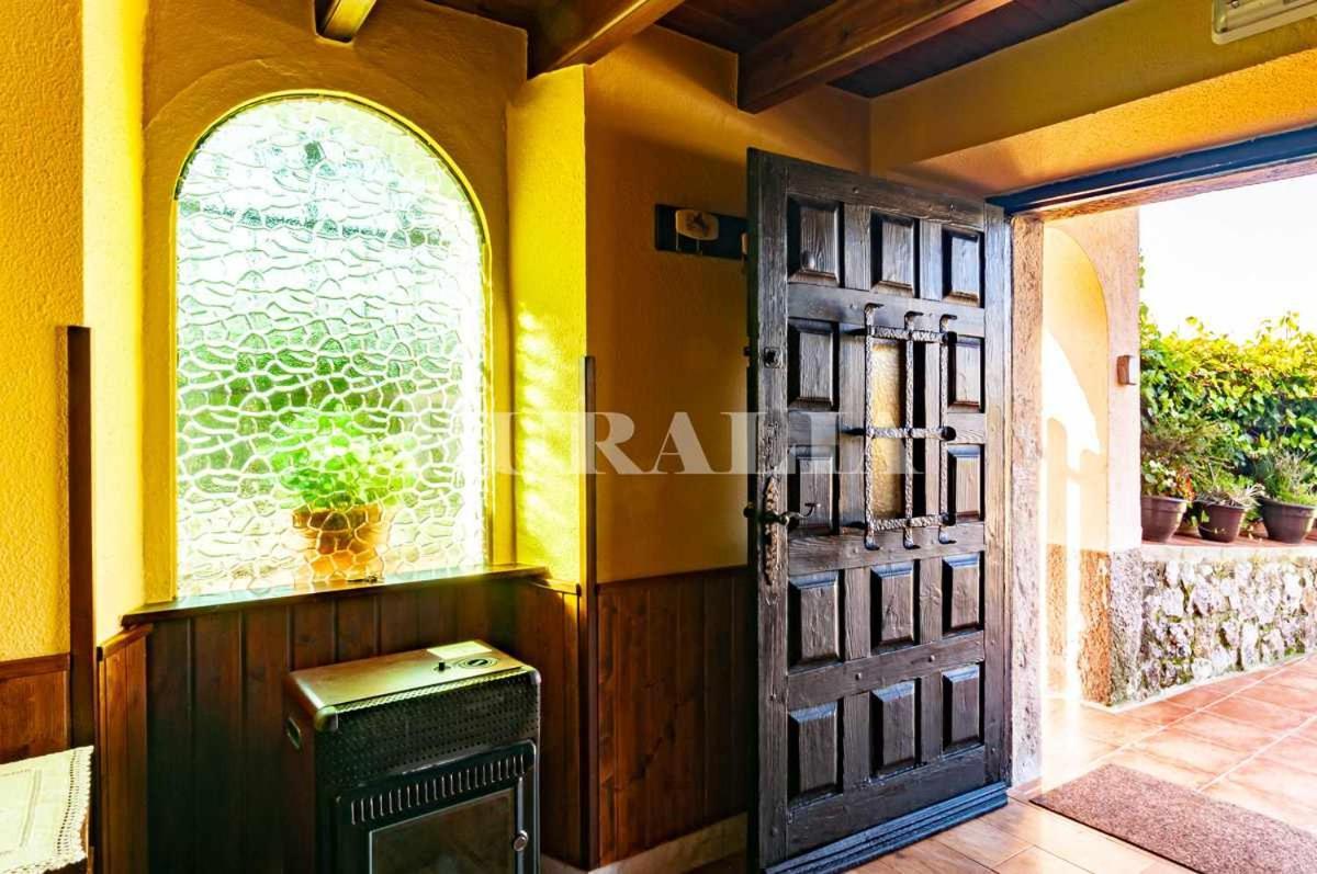 Casa Carmen 5 Situada En Una Zona Muy Tranquila A Collera Exterior foto